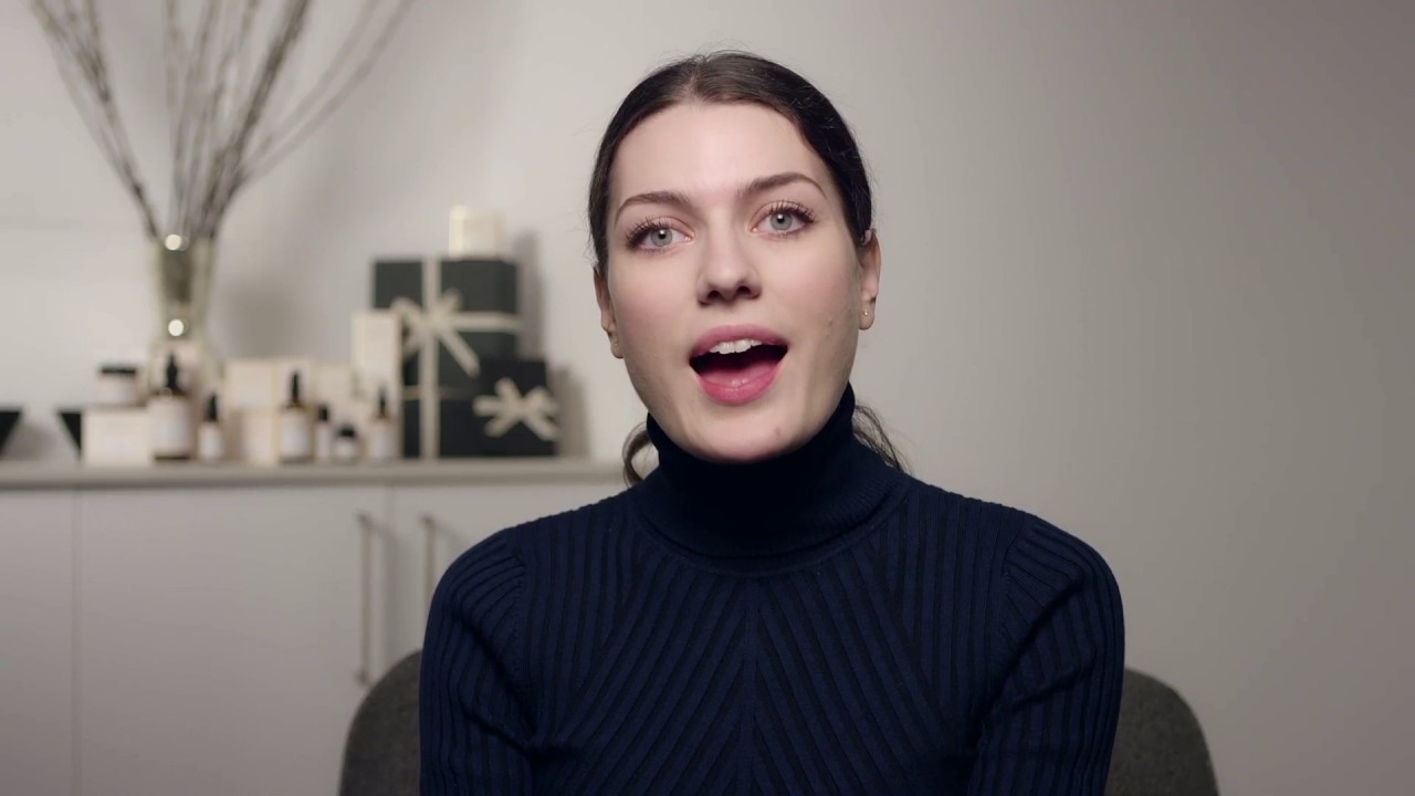 How To Use The Cell Revitalise Day Moisturiser | Aurelia Probiotic Skincare