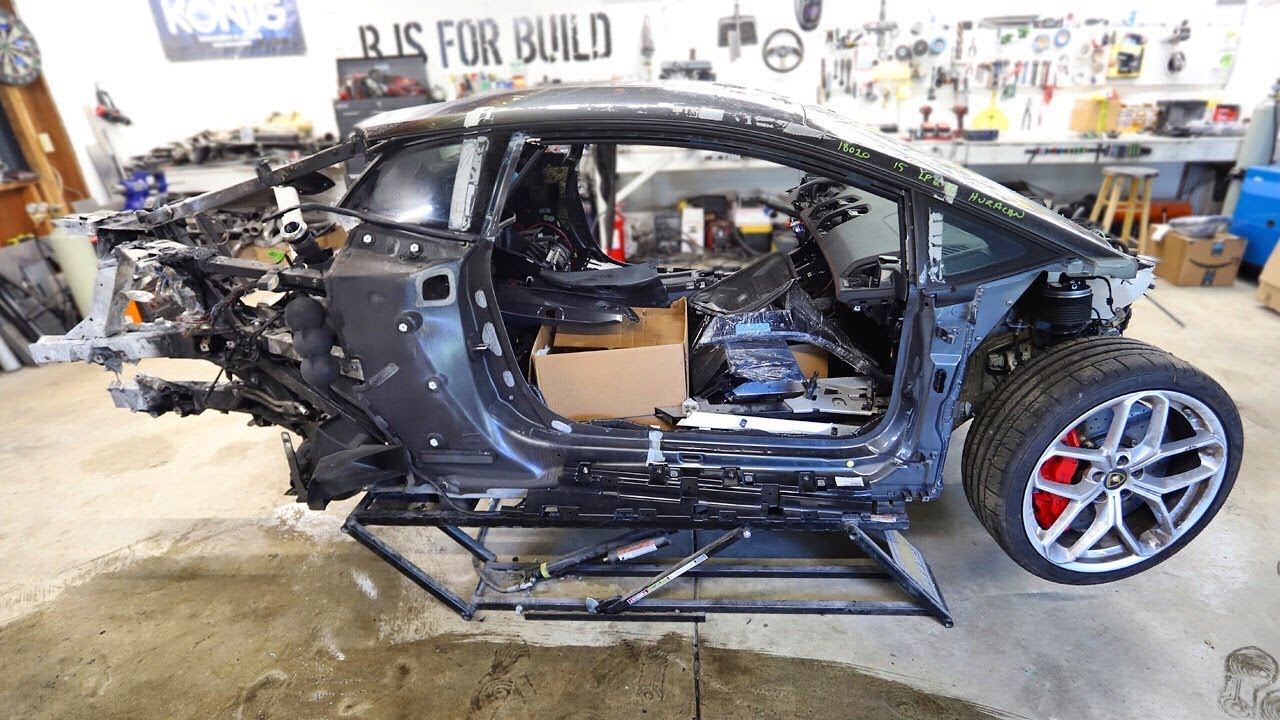 Tearing Down my Cheap Burnt Lamborghini Huracan