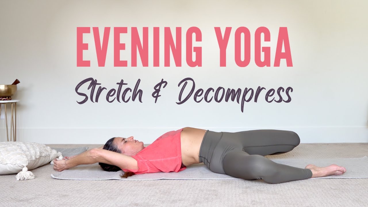 15 Minute Evening Yoga To Stretch & Decompress || Devi Daly Yoga