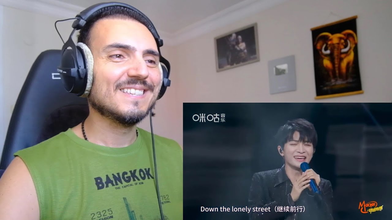 周深 Charlie Zhou Shen《触不可及》