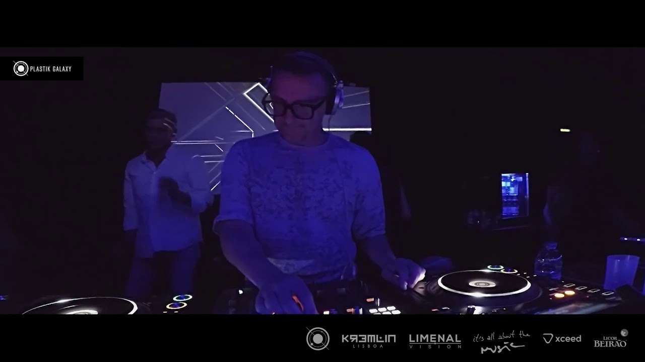 John Acquaviva @ Kremlin