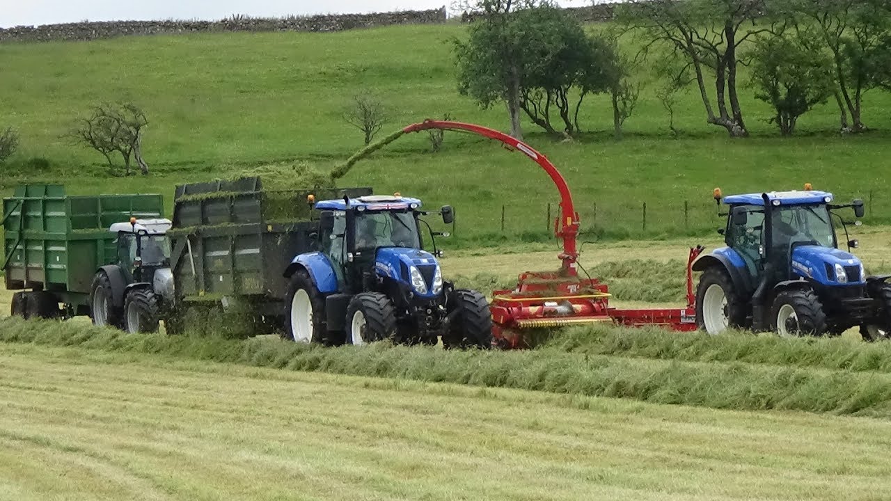 Cumbrian Silage - Lifting Grass with Trailed Pottinger with New Hollands & Hurlimann - Silage 2019