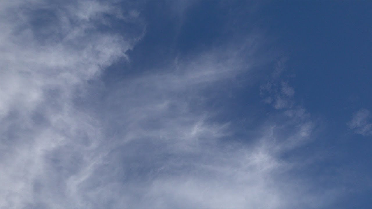 A VERY REAL sky  |  Very blue, slow moving & fantastic  |  Dec. 13 2025; 9 - 10:41 a.m.