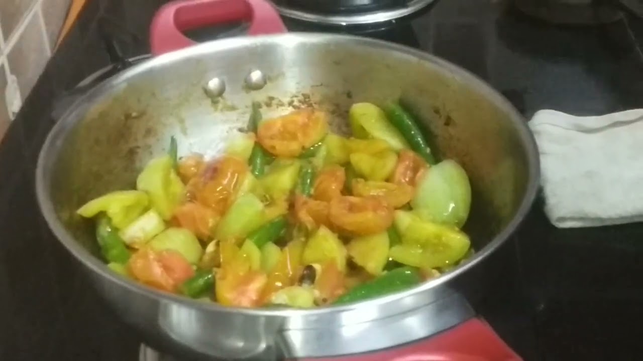 Green tomato 🍅thokku(green tomato chutney