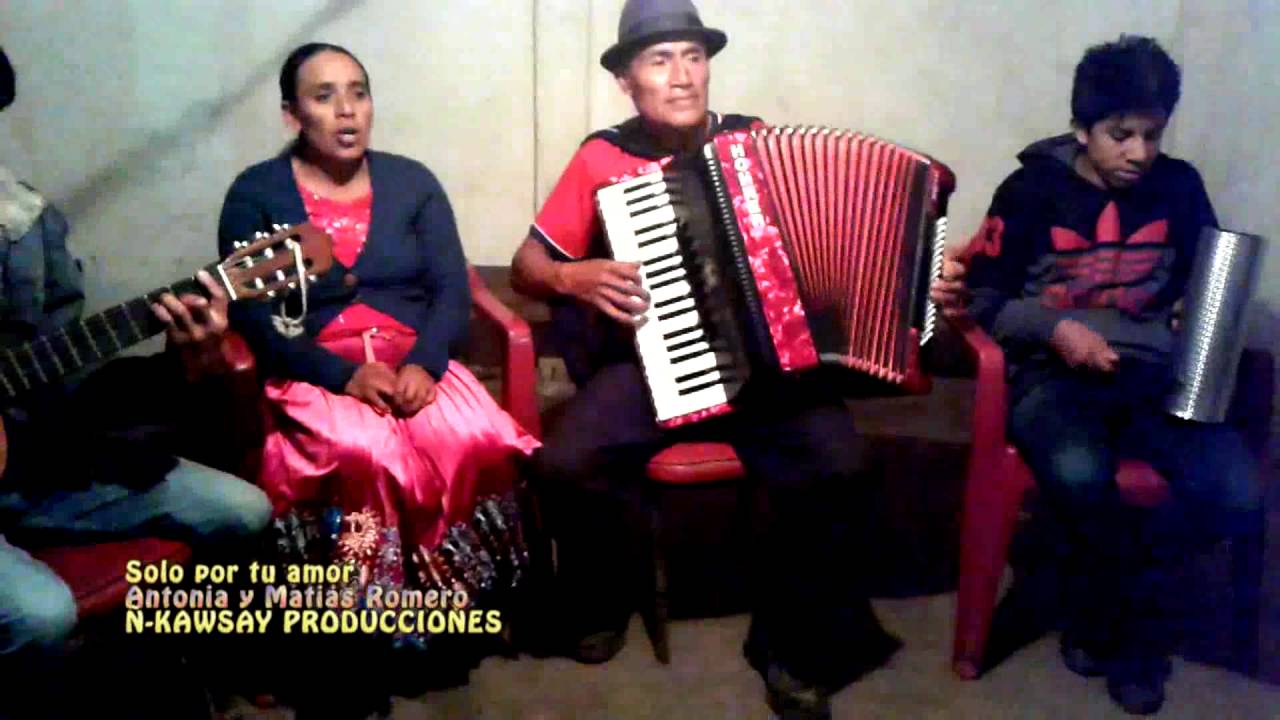 Solo por tu amor. Antonia y Matías Romero.