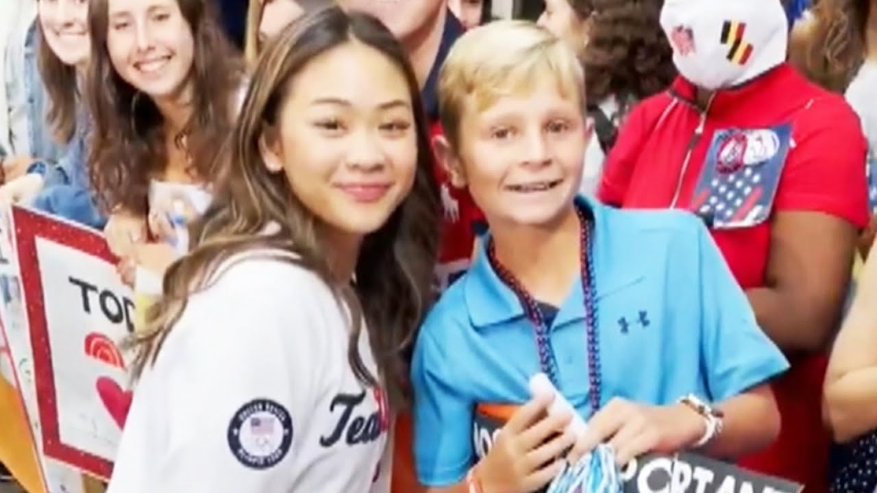 Suni Lee's Young Fan Gets EMOTIONAL Meeting the Gold Medalist