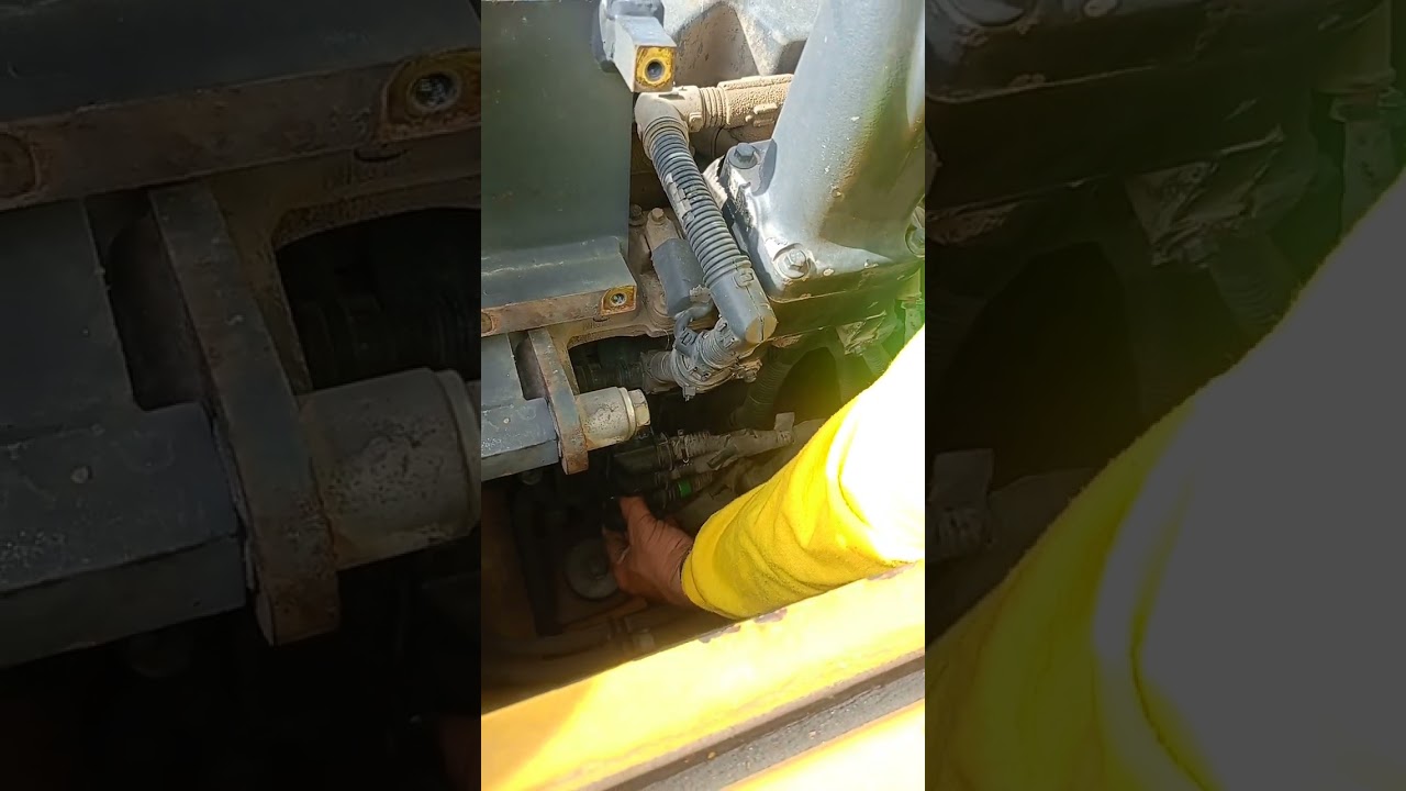Komatsu PC200-8n1 engine won't start.failure code E0E DAR2MC rectified fault.