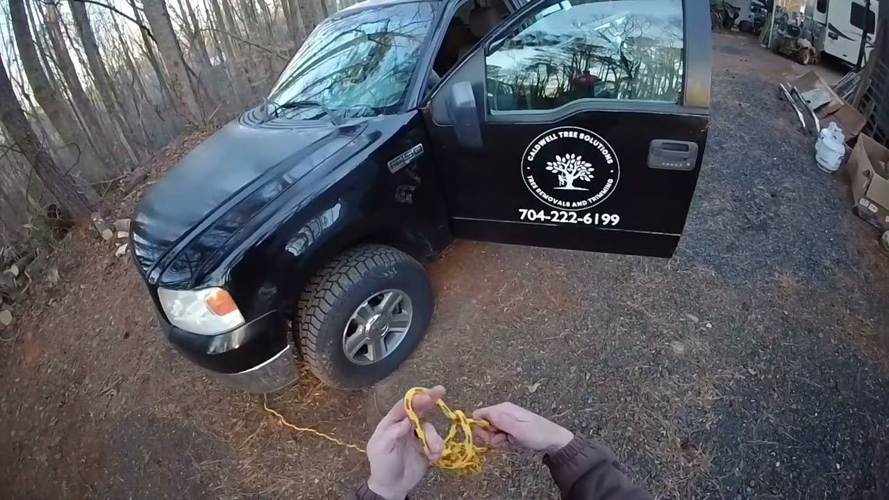 How to Chain a Rope (Daisy Chain Knot)