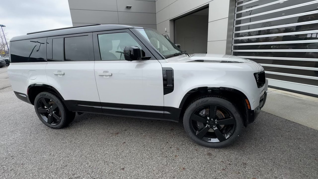 2026 Land Rover Defender X-Dynamic SE STK# JR514419 Columbus, Dublin, Westerville, Bexley, Delaware