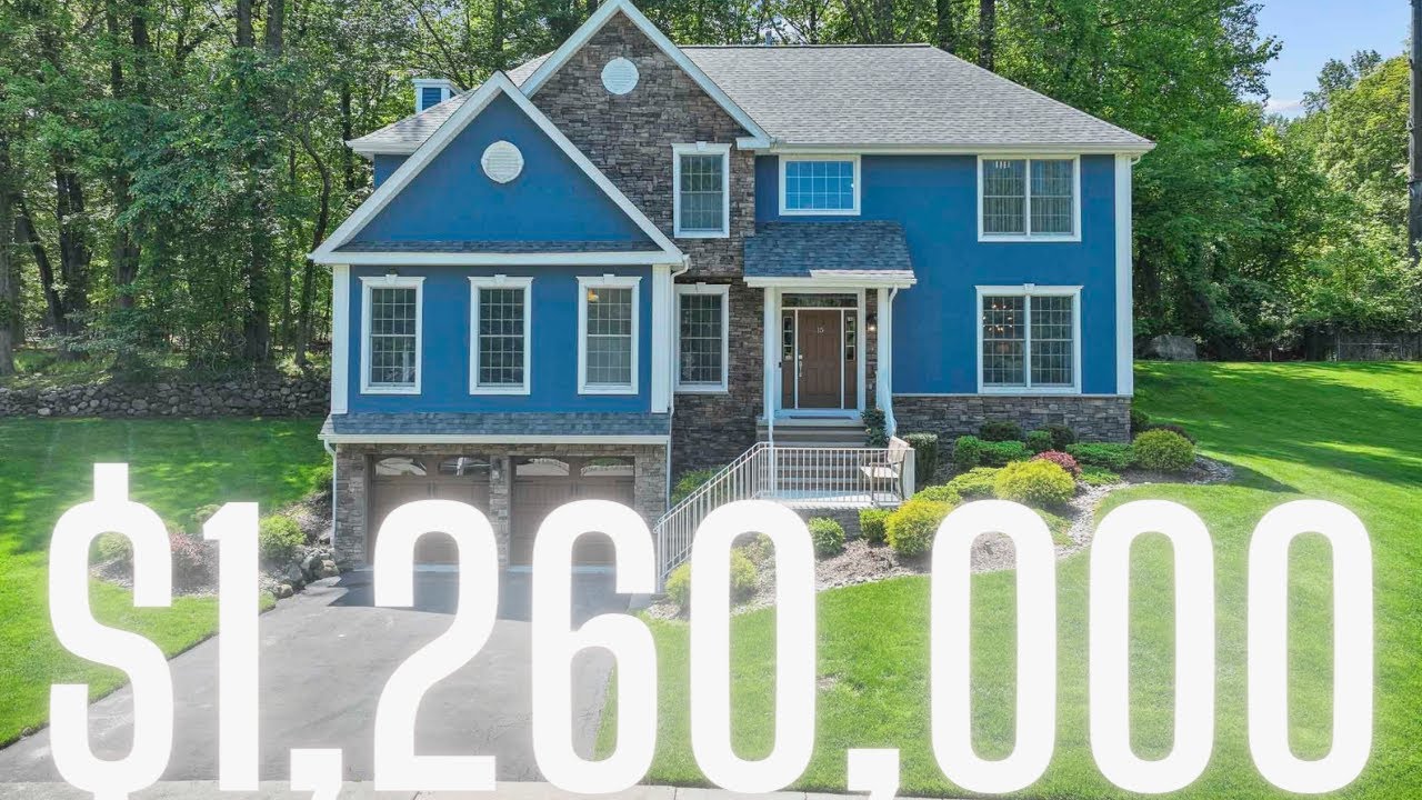 TOURING A LUXURIOUSLY PRIVATE MEGA HOME IN $1.26M OLD TAPPEN NJ!