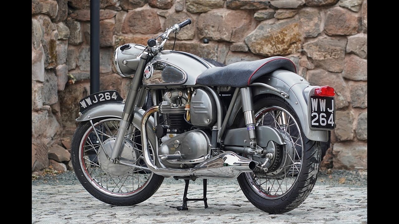 1956 Norton Dominator