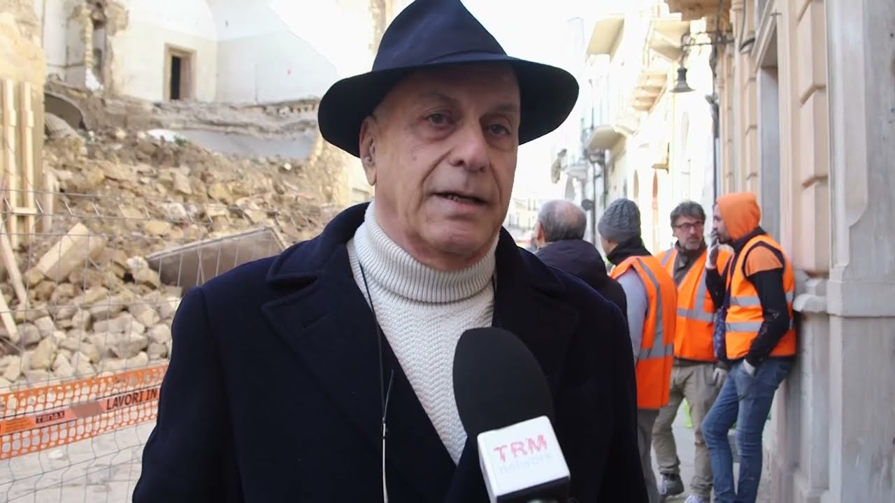 Crollo Palazzo Carmelo a Cerignola: cinque famiglie sgombrate