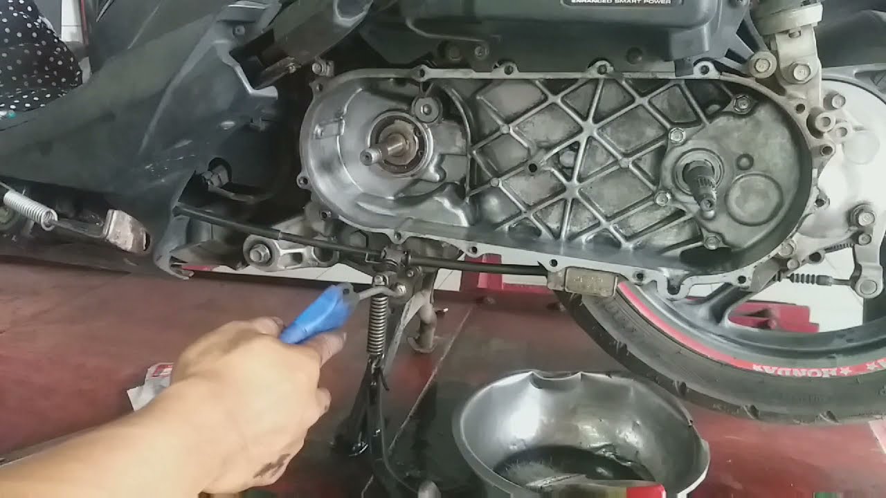 TRIK CARA MUDAH GANTI SEAL CVT  HONDA BEAT