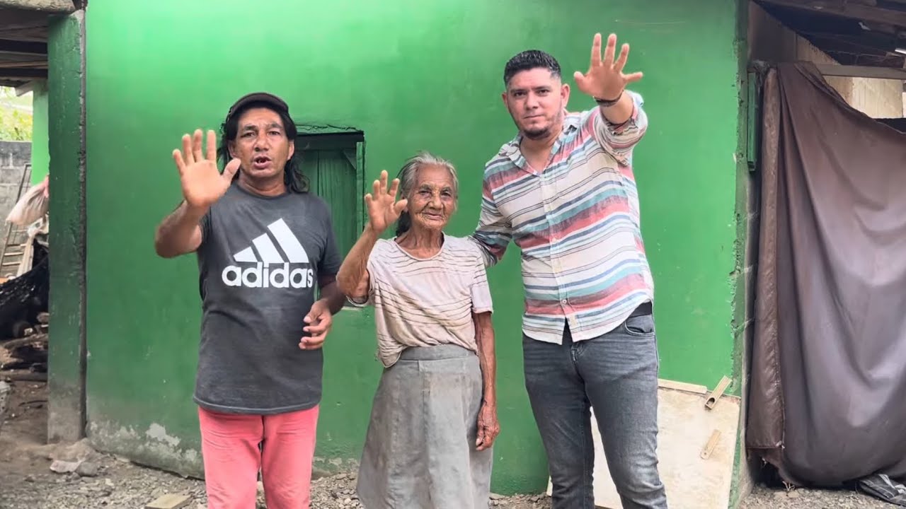 Conociendo un Poco de la Vida de Salatiel La Gilbertona Hondureña..😁😁