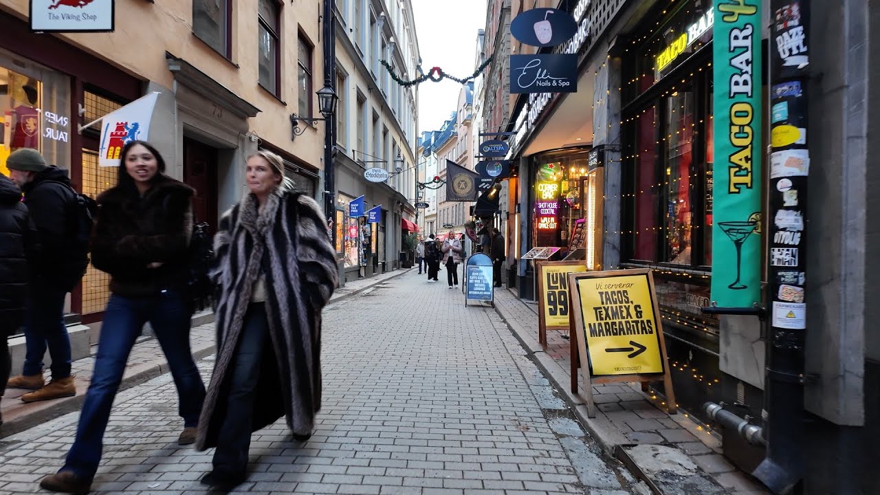 Stockholm, Sweden | Stockholm’s Historic Heart: Gamla Stan in the Snow ❄️