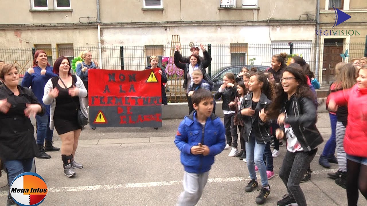 Blocage de l'école de la Mairie à Algrange par l'APE