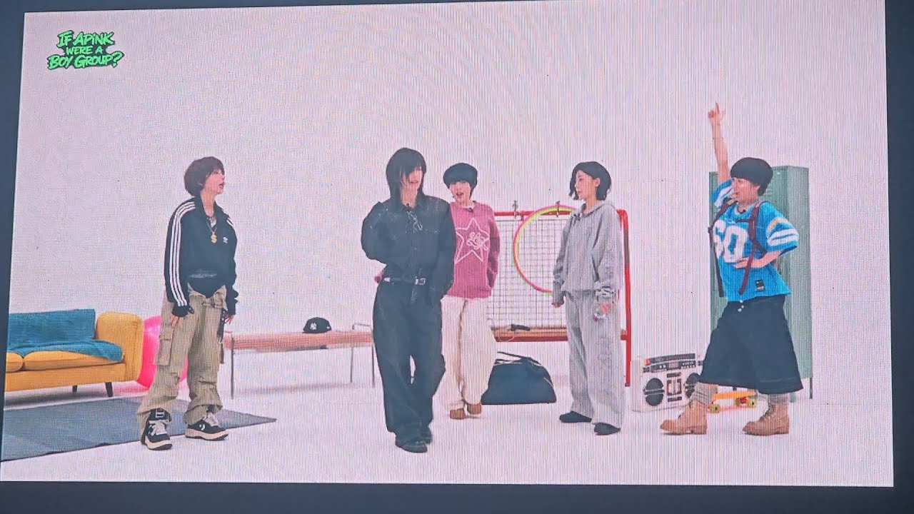 Apink 에이핑크 If Apink were a boy group VCR at The Origin Tour in Seoul. 