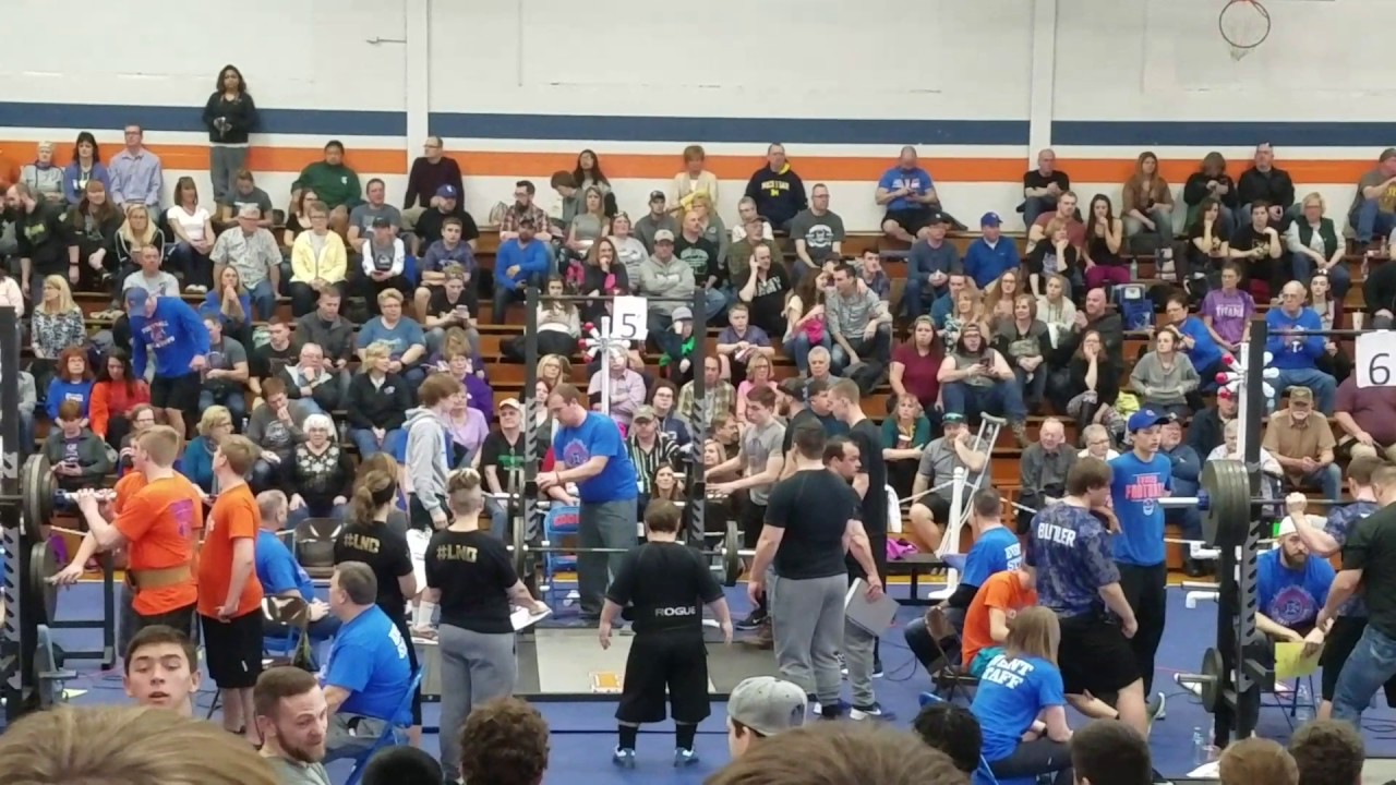 J.D. Conroy squatting 405 # in beast mode!