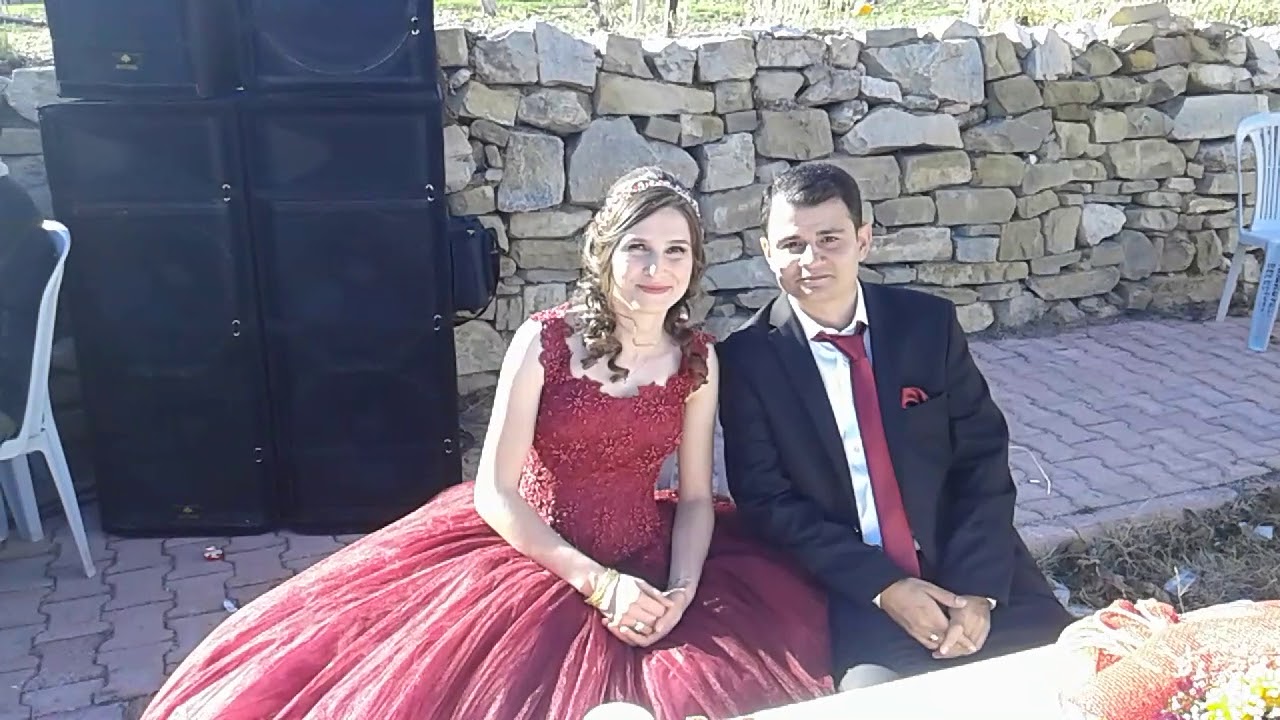 Yelten den bacanağım mehmet derelinin kızının nişanın dan bir anı Allah tamamına erdirsin.
