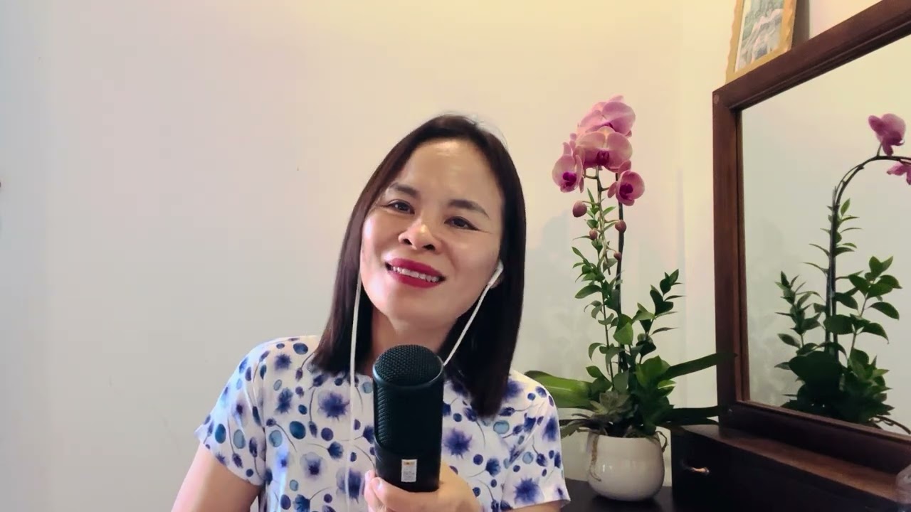 Mùa xuân nho nhỏ/ Huyền Thương 