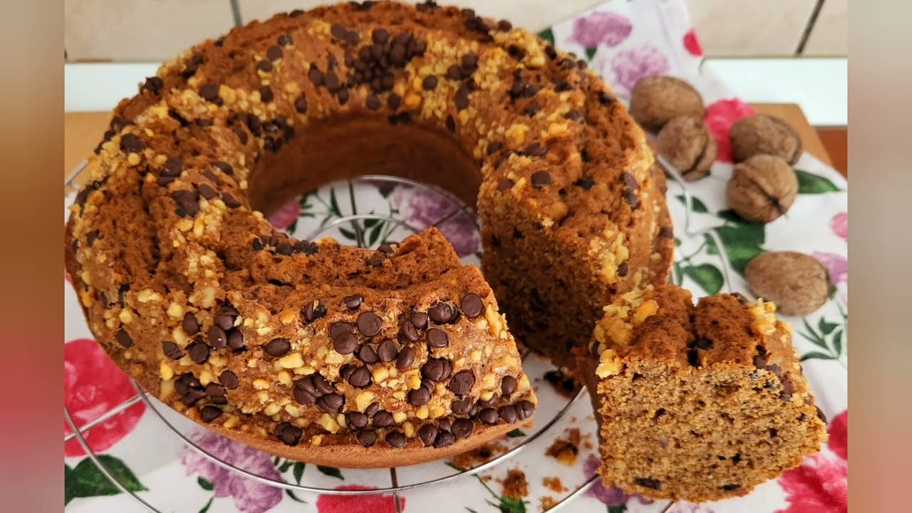 Ciambella al caffè noci e gocce di cioccolato☕️🍫