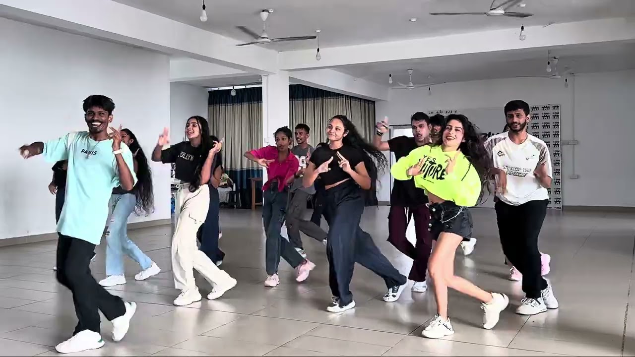 නුගේගොඩ / කුරුණෑගල / මාතර අපේ පන්ති වලට සම්බන්ධ වන්න😍🙌 #danceclasses 