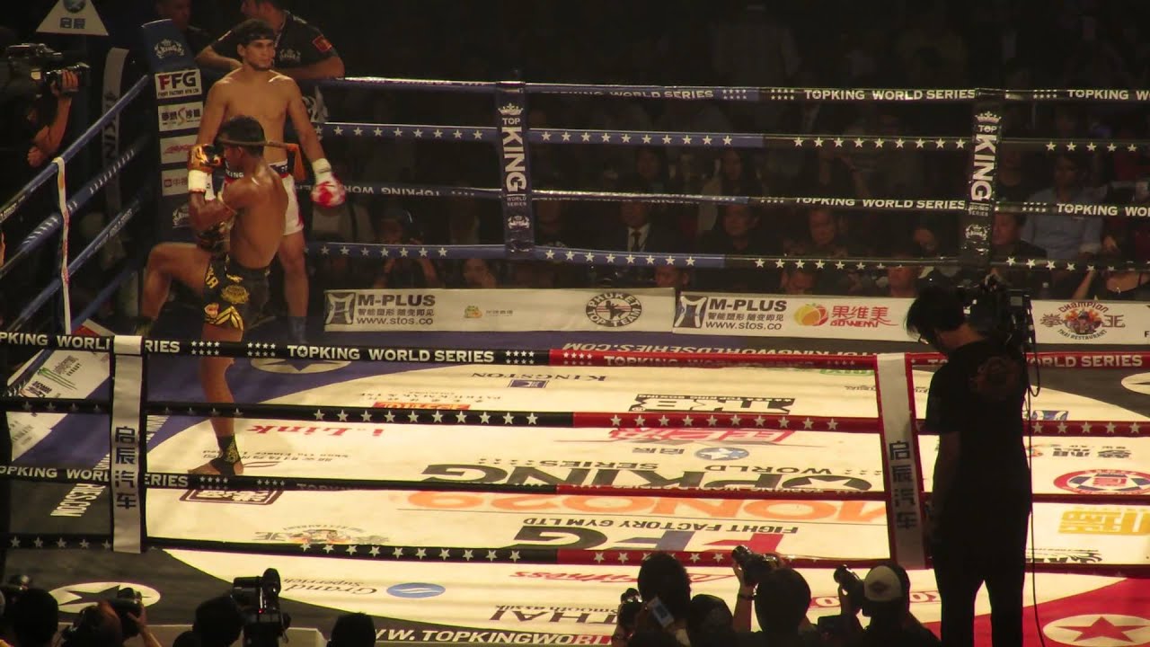 Buakaw Bachamek  - TK4 Finals Hong Kong [July 28, 2015] 泰拳舞