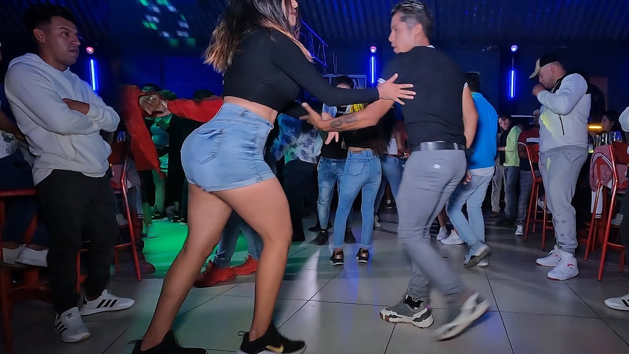 NUESTRO AMOR SE DERUMBO TEMA ESTRENO LOS CHUPETONES NOV.2023 LIMPIA - LIMPIO