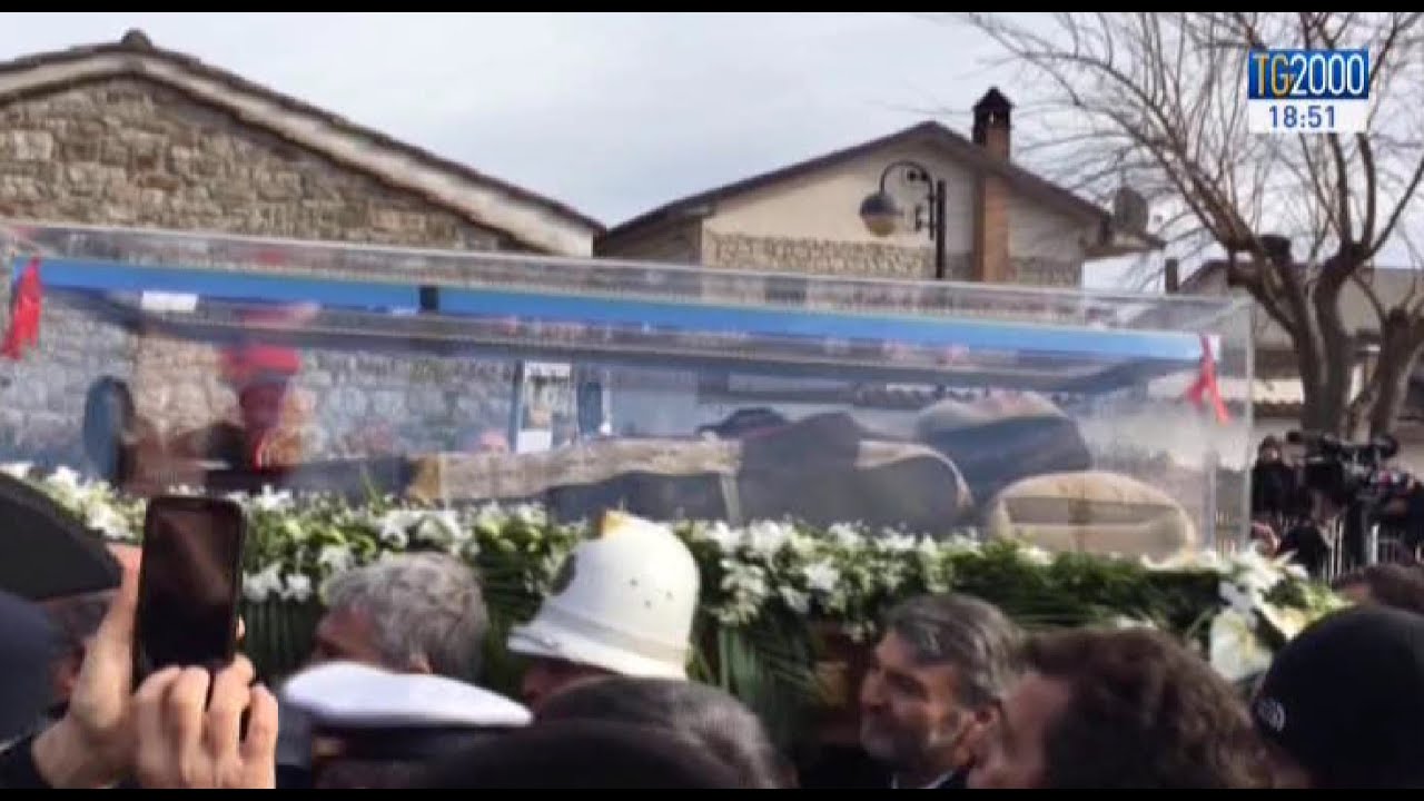 Padre Pio, dopo 100 anni, è tornato a Pietrelcina, dove tutto è iniziato