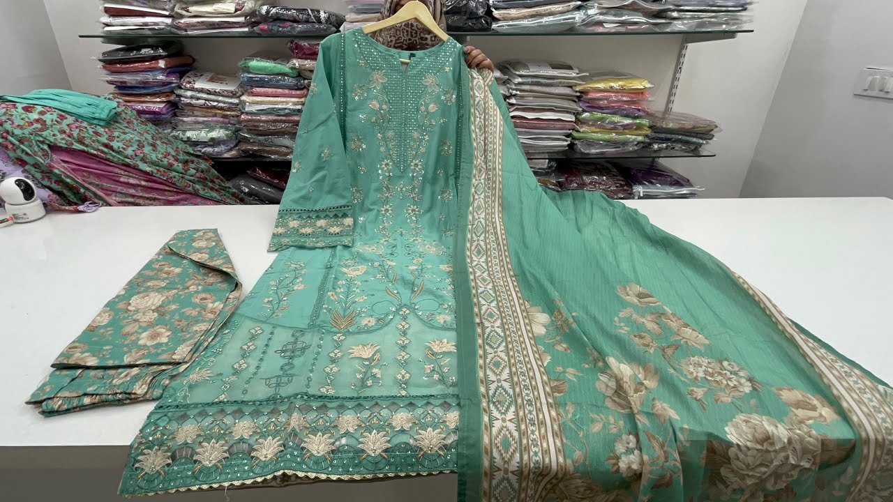 #discounted #readytowear #ramadanspecial #exclusive #availablenow Order on WhatsApp 7610387608