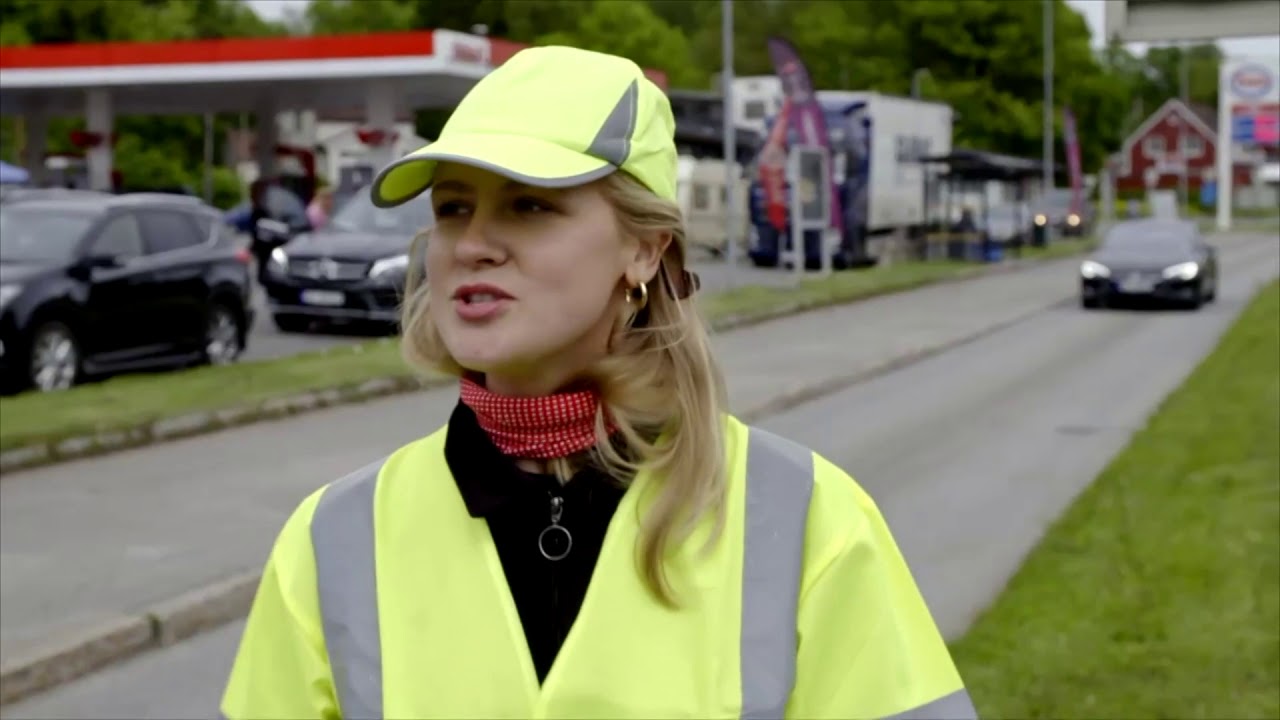 Her blir de irriterende sjåførene stoppet og konfrontert