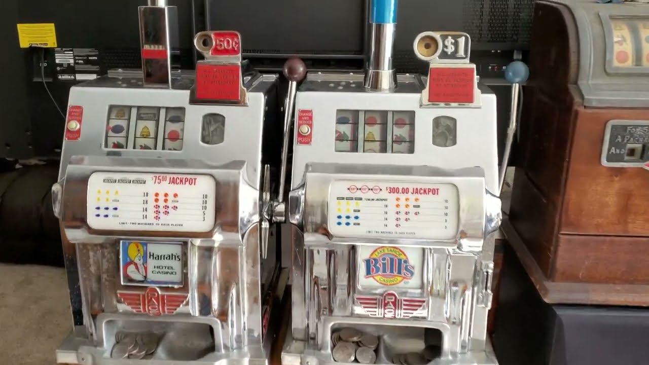 PACE * .50 cent * Antique Slot Machine (1930's)