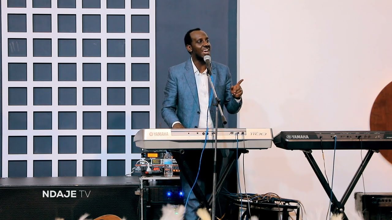 IGITARAMO - Past NGOGA Christophe||TABAZA IMANA NTIZAGUHANA, IBA IRIHE, MWAMI WANJYE YESU URI INGABO