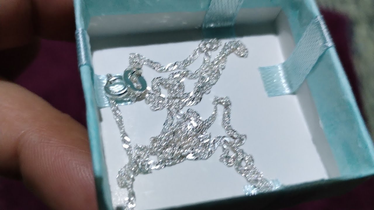 For Sale: 92.5 Italy sterling silver Lady Necklace 