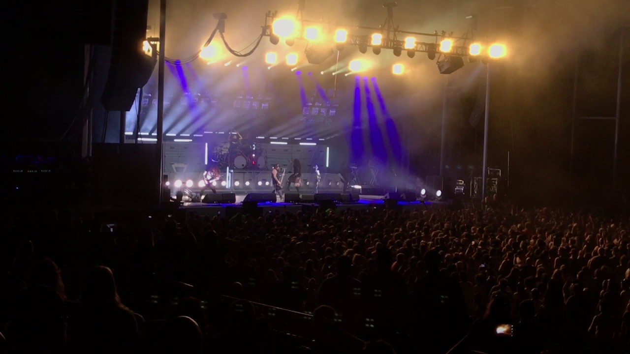 Korn - Blind LIVE 2017