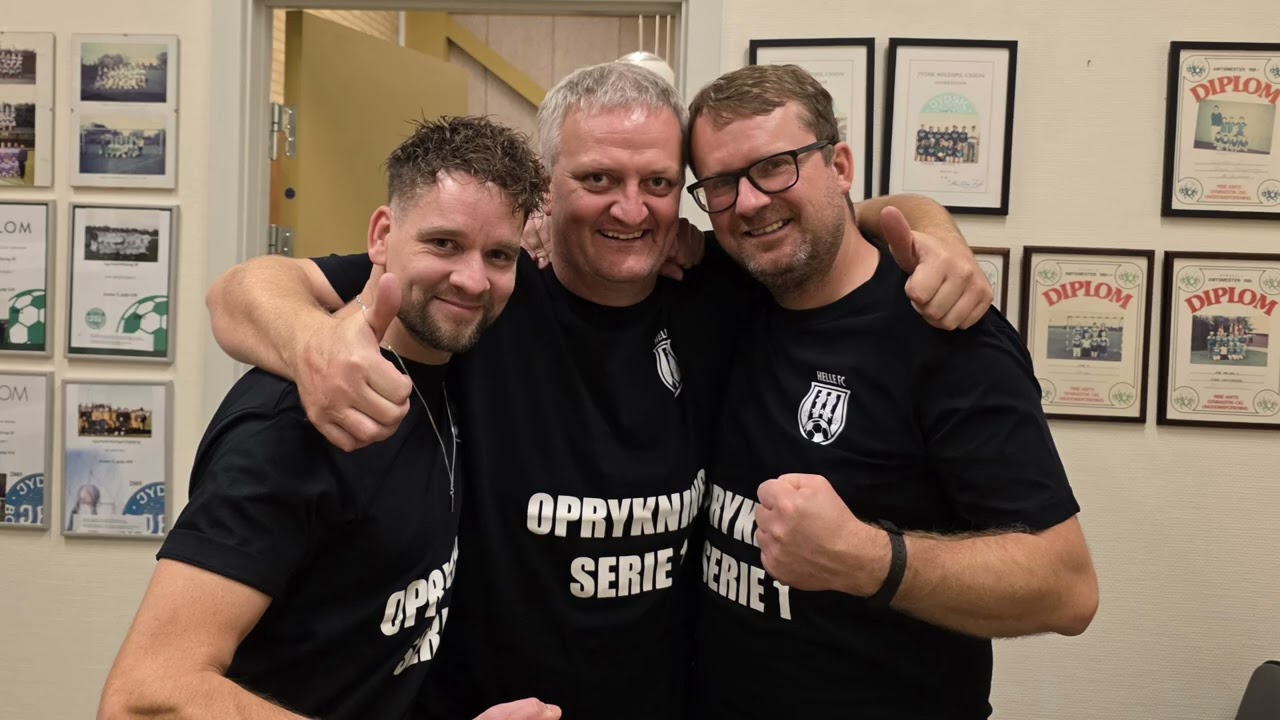 1.11.2025. Helle FC's Herre serie 2 hold i fodbold, rykker op i serie 1.