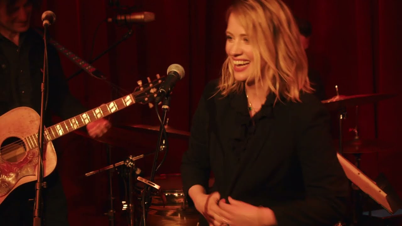 Alexz Johnson - Ain't That the Way - Seasons Live from Los Angeles