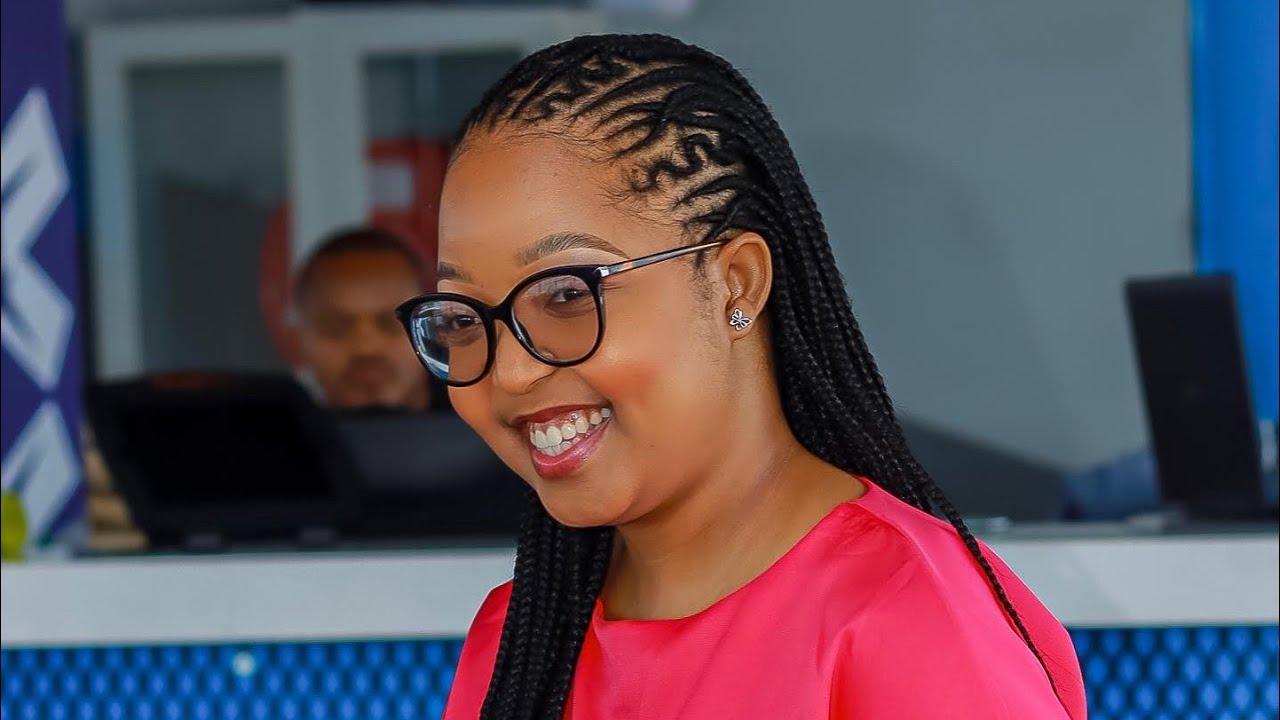 chitchat vlog - my experience speaking at the Empowered girls BW seminar and launch. #roadto10k
