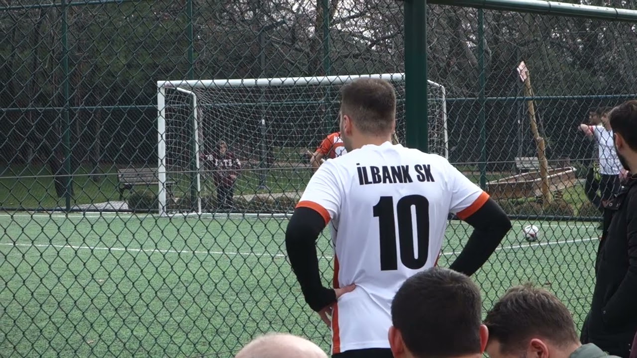 İLBANK BAŞKANLIKLAR ARASI FUTBOL TURNUVASI PİRUDAN TAYFUN'UN GOLÜ!! YARI FİNALDEYİZ