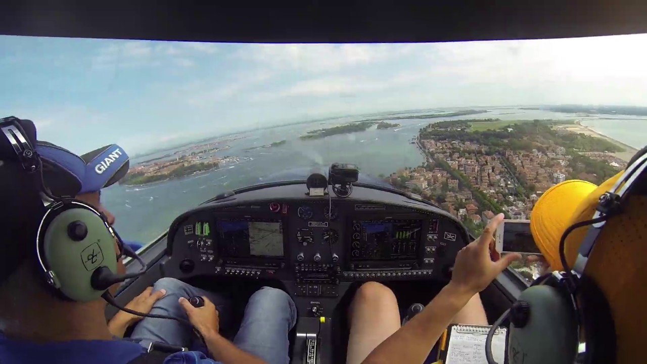 Landing in Venice-Lido Airport LIPV