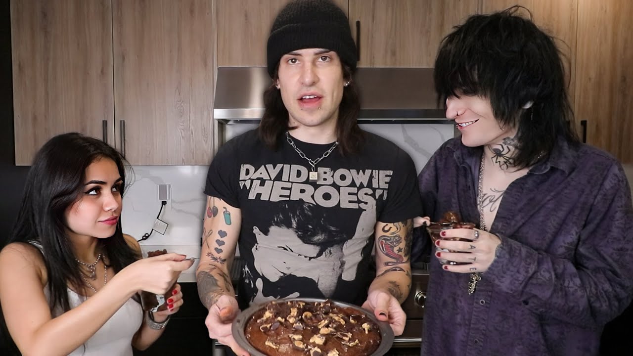 Deaf, Mute, and Blind Baking