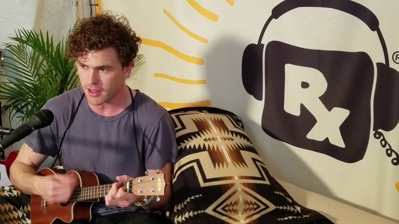 Vance Joy performs 
