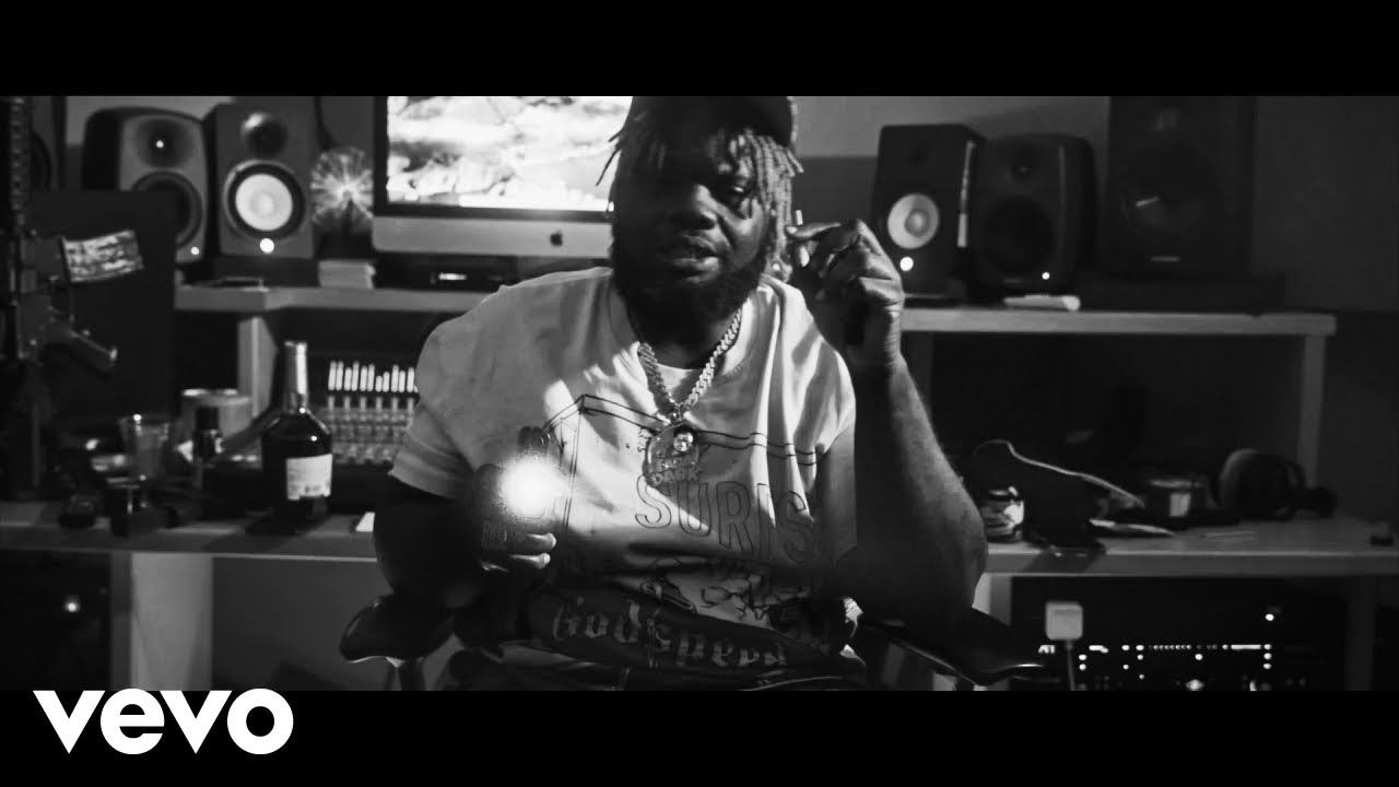 Chronic Law, Collect di bred - Calm (Official Video)