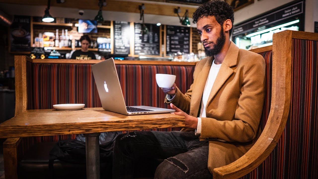 Coffee shop Study With Me | Med School Vlogs