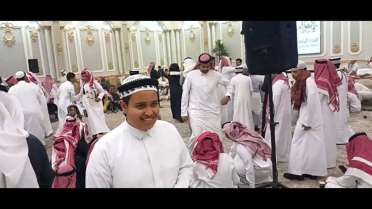 Saudi 🇸🇦 Ki Shadi Me Or Fir Bana Di Video #sortsvideo #funnydancing #muslimcountry #vlogs 