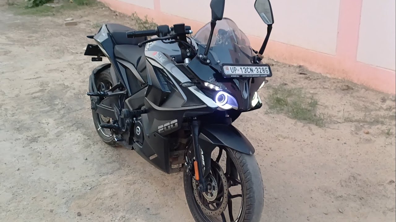 Don't buy this 😭 RS 200 problems 😩 service 👎 #youtube #bajaj #automobile