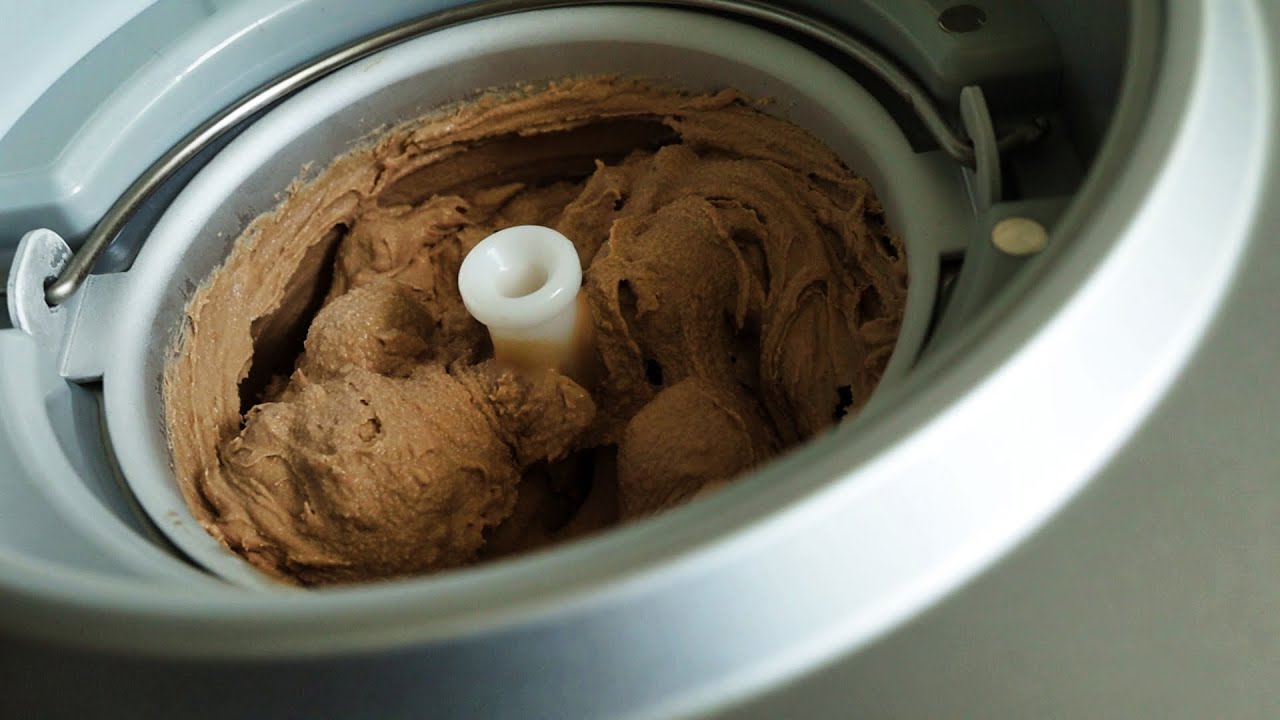 Sorvete de Nutella com Avelãs - Ferrero Rocher na Sorveteira EOS com Compressor da Frigelar