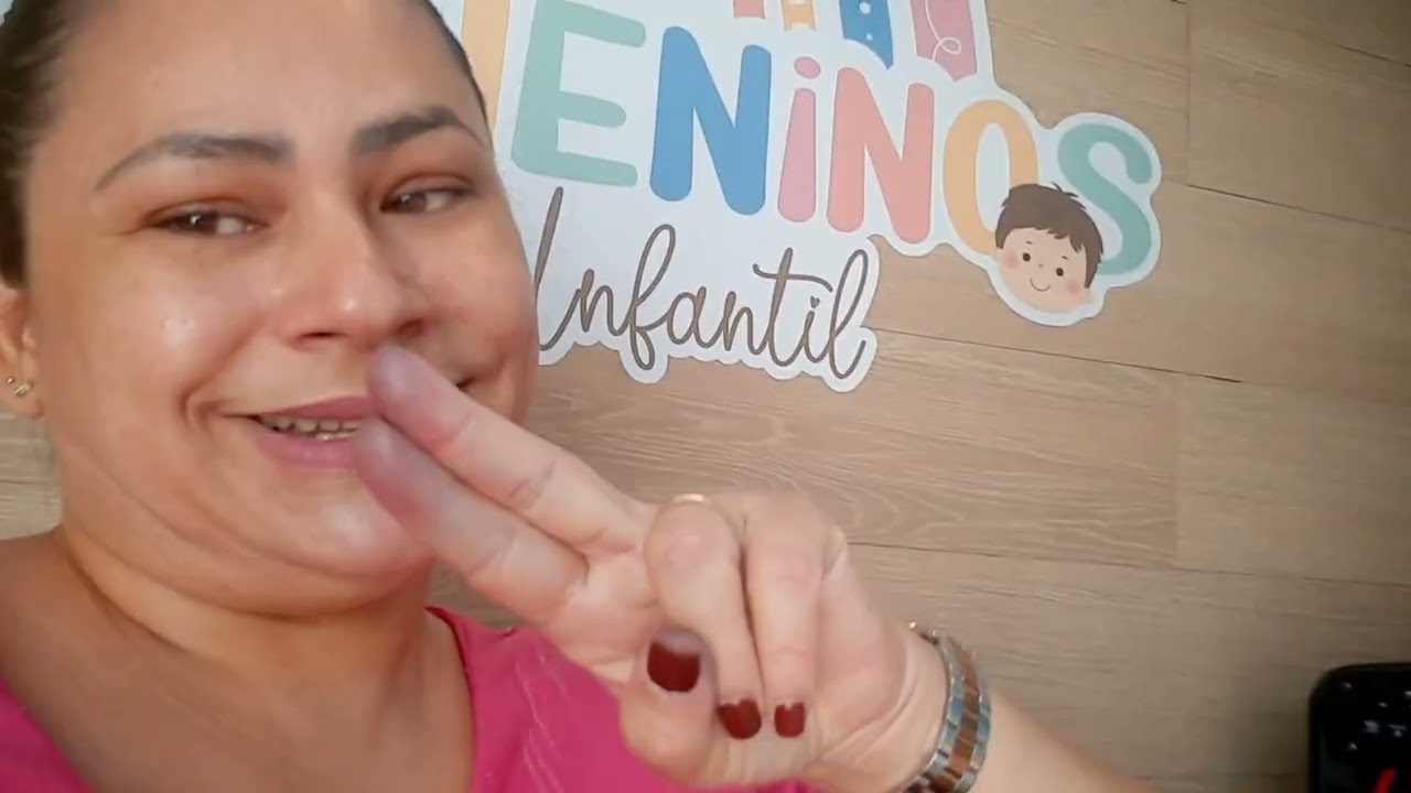 Fornecedores de vestidos e conjuntos de femininos de linho bordado.