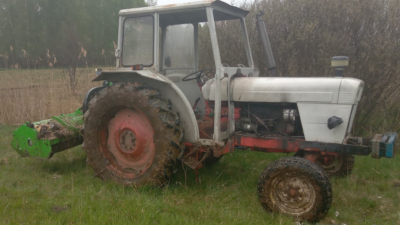 Mulczowanie podmokłych nieużytków Talex i David Brown 996