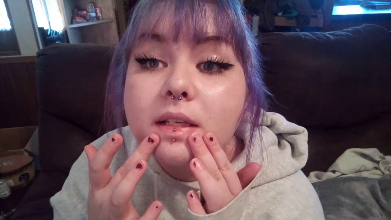 Pain and opinion of my vertical labret piercing